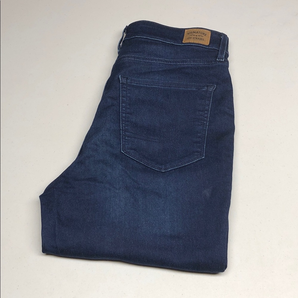 LEVI SIGNATURE SHAPING HIGH-RISE SUPER SKINNY JEANS 8/29x29 ⭐️